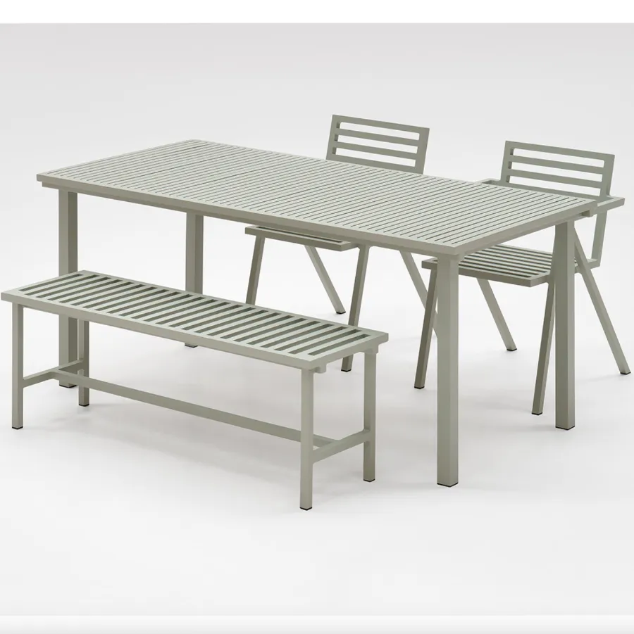 19 Outdoors Bench