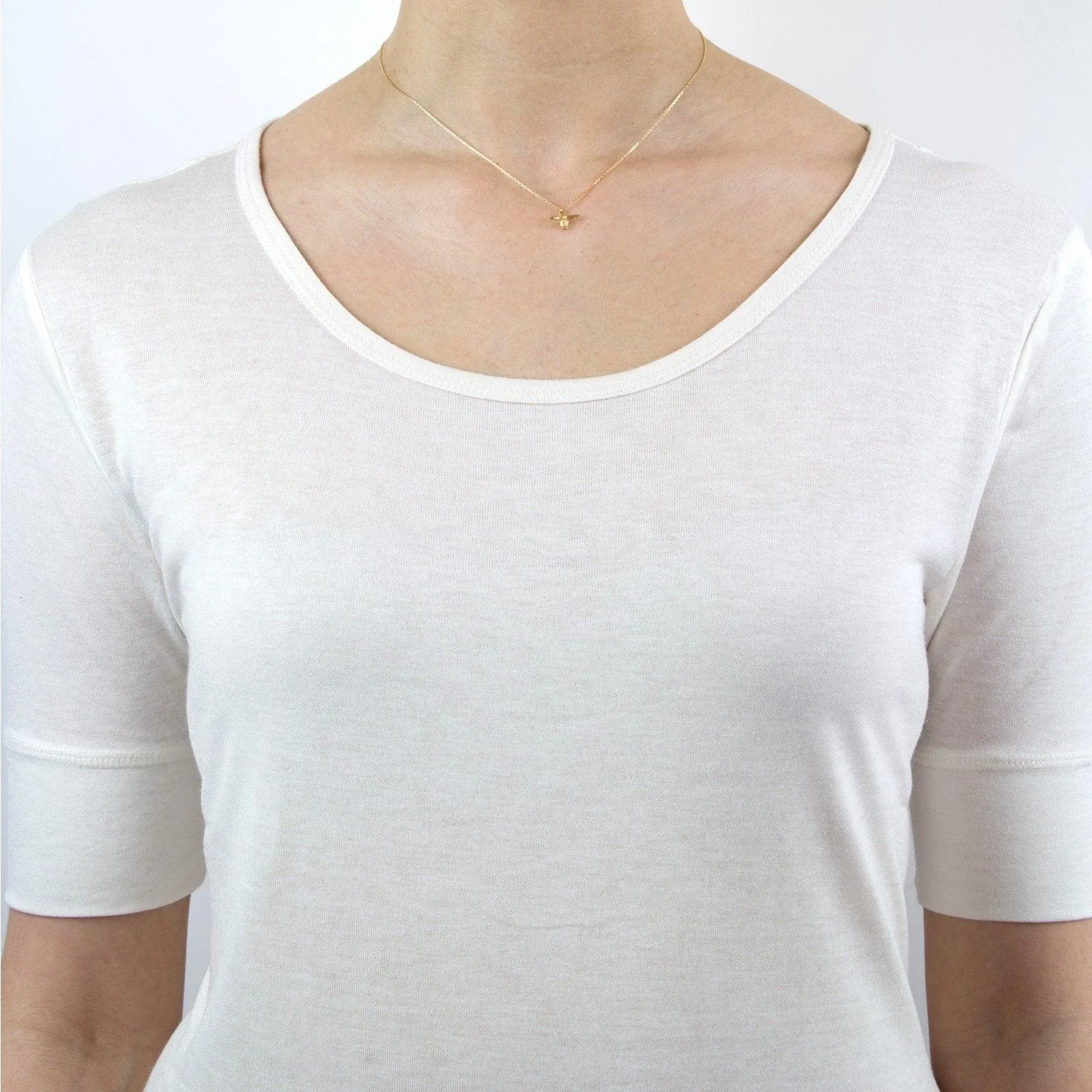 Alex Monroe 18ct Gold Teeny Tiny Bee Necklace