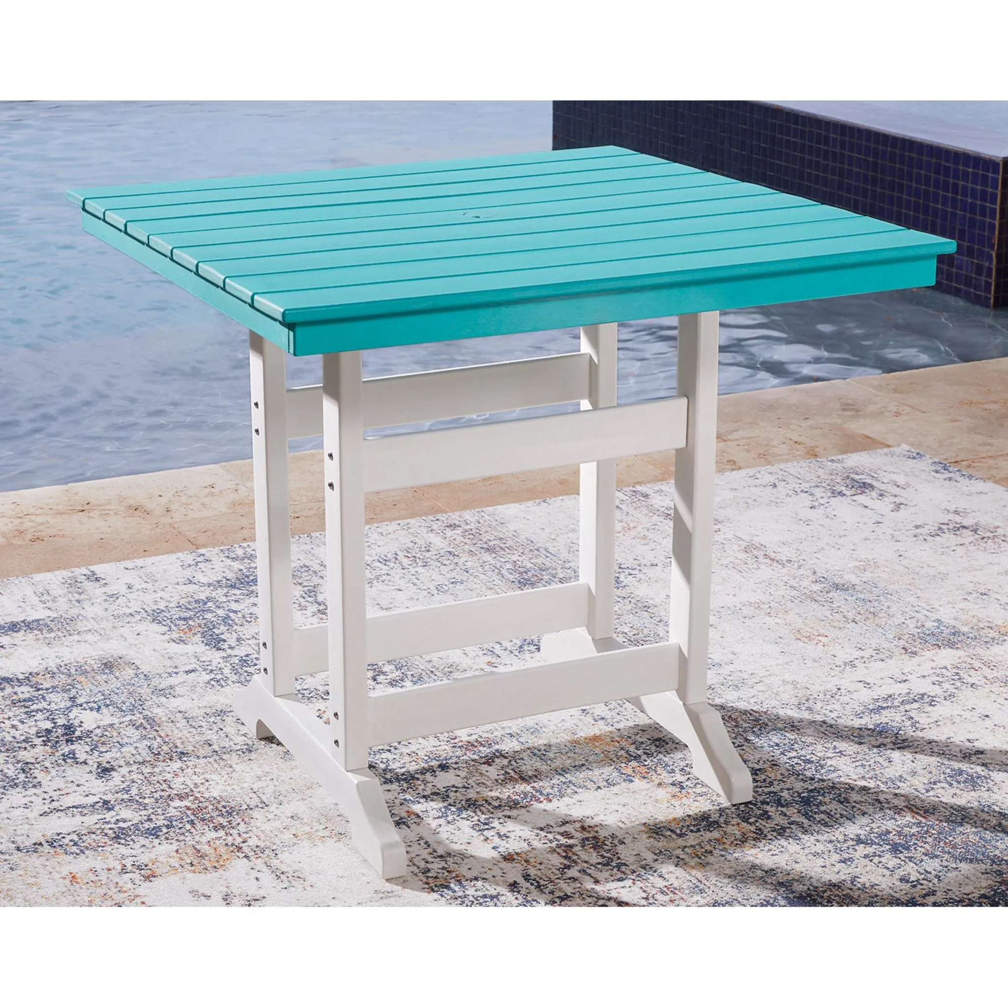 Outdoor Eisely Rectangle Dining Table