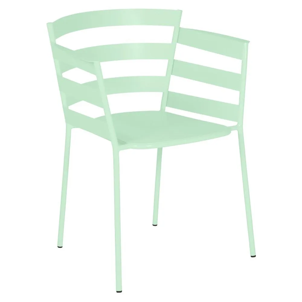 RYTHMIC ARMCHAIR